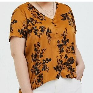 Torrid Gold Black Floral Satin Button-Down Top Size 2